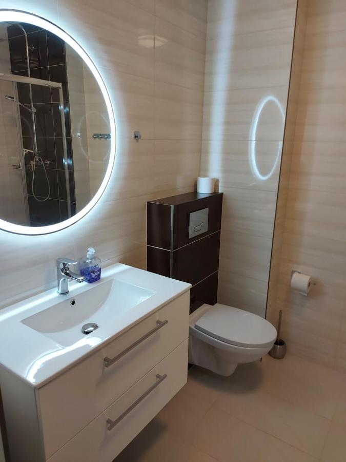 Nowy Apartament Z Balkonem Apartment Swinoujscie Luaran gambar